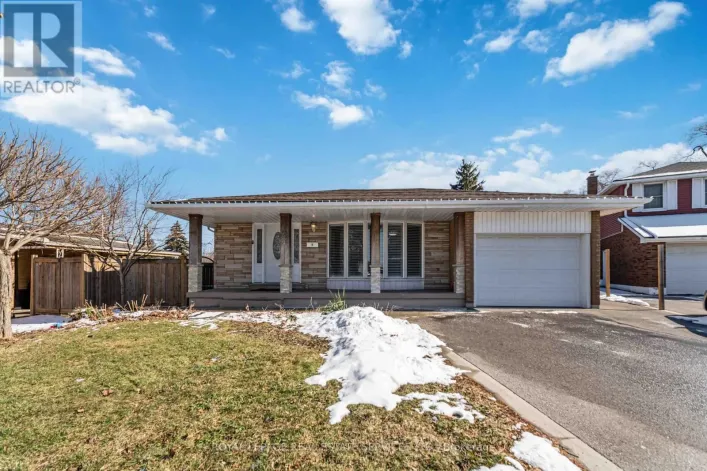 9 ISAAC COURT, Hamilton