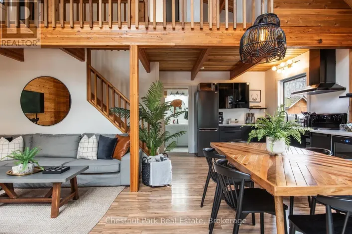 9 JEFFERY ROAD, Parry Sound Remote Area