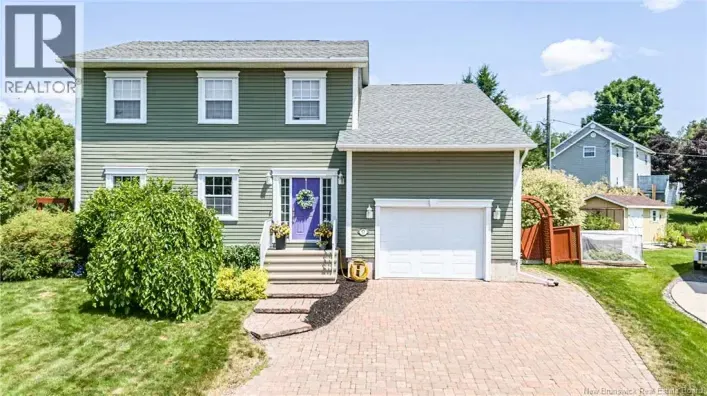 House for sale: 9 Jennie Court, Fredericton