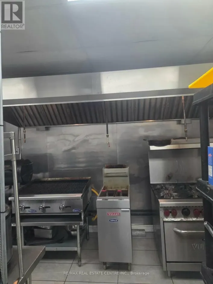 9 JOHN STREET, Hamilton