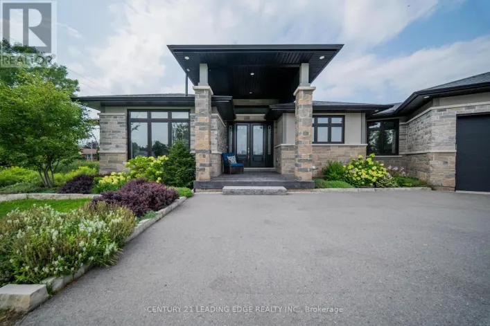 9 LEASIDE STREET, Prince Edward County