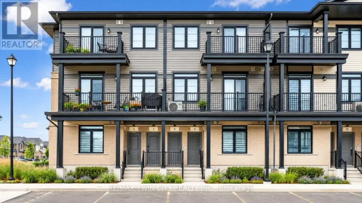 9 LOMOND LANE, Kitchener