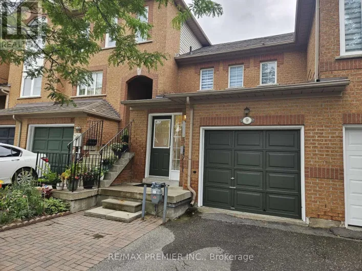 9 LUCENA CRESCENT, Vaughan