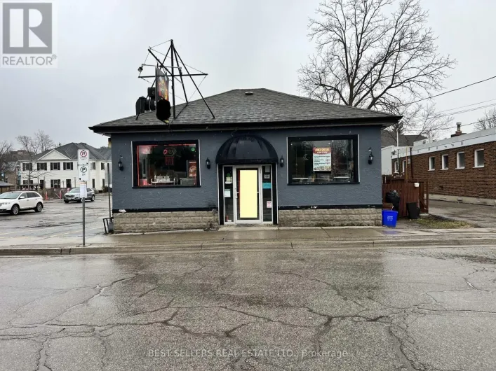 9 MAIN STREET N, Hamilton