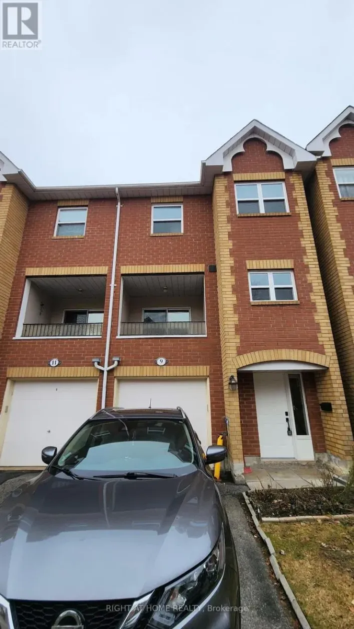 9 MAPLE PARK WAY, Markham