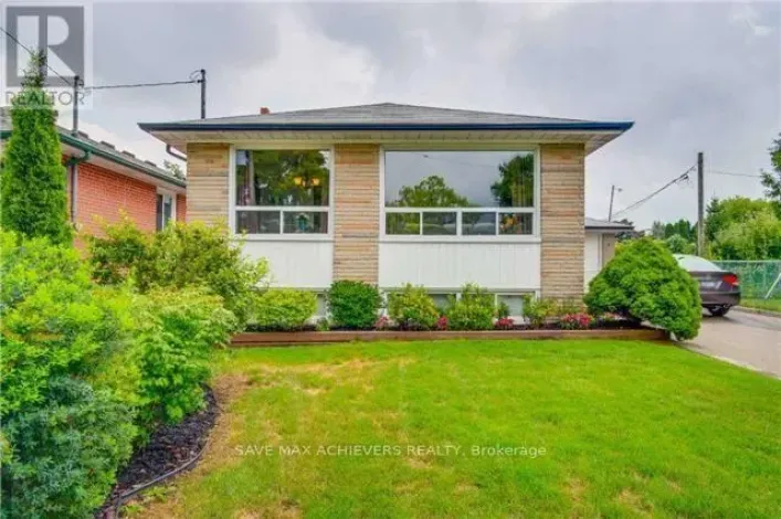 9 MILMINK ( UPPER ) STREET, Toronto