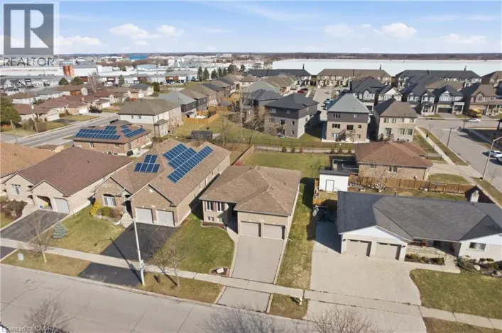 9 PACE Avenue, Brantford