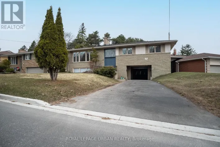 9 PAGE AVENUE, Toronto