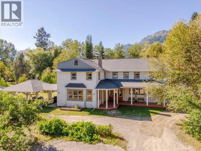 9 PARK Crescent, Fernie