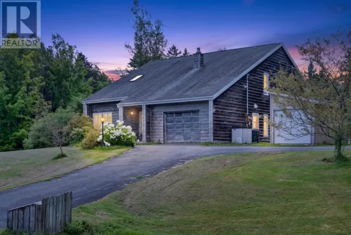 9 POUSHAY Drive, Coxheath