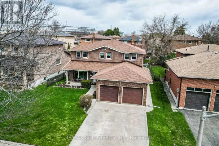 9 PRINCETON TERRACE, Brampton