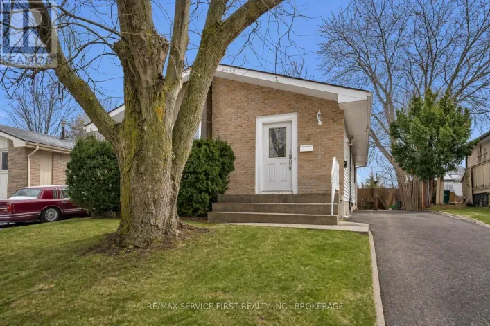 9 ROCKFORD PLACE, Kingston