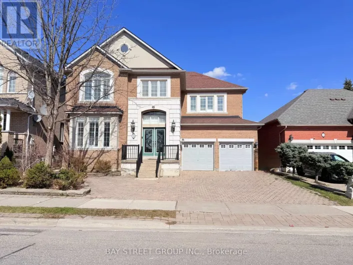 9 SAINT CLARE BOULEVARD, Vaughan