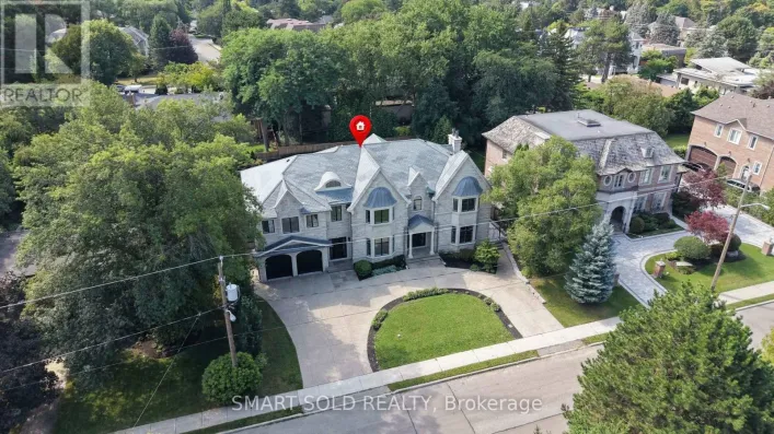 9 SAINTFIELD AVENUE, Toronto