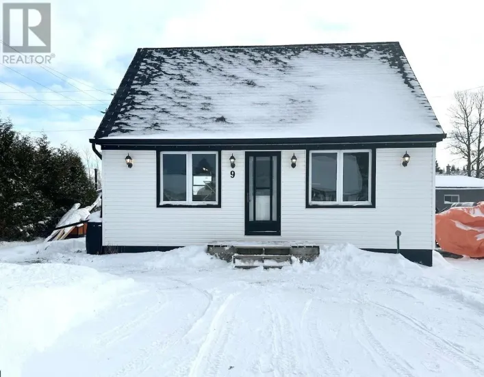 9 Shingwauk DR, Manitouwadge