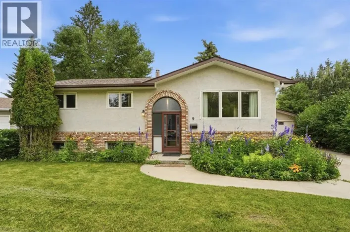 9 Stirling Close, Red Deer