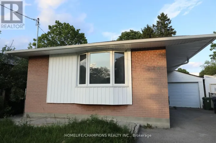 9 STONEY CREEK DRIVE, Toronto