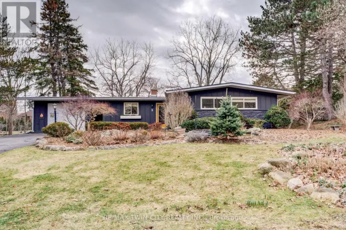 9 SUMMERHAYES CRESCENT, Brantford