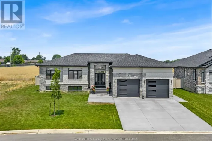 9 SUNNINGDALE DRIVE, Leamington