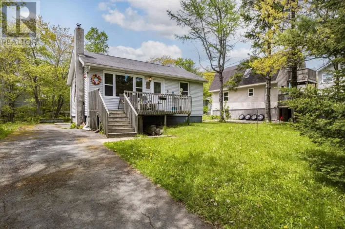 9 Sunset Lane, Hubley