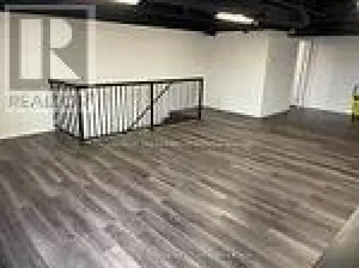 9 UPPER - 20 CLAIREPORT CRESCENT, Toronto