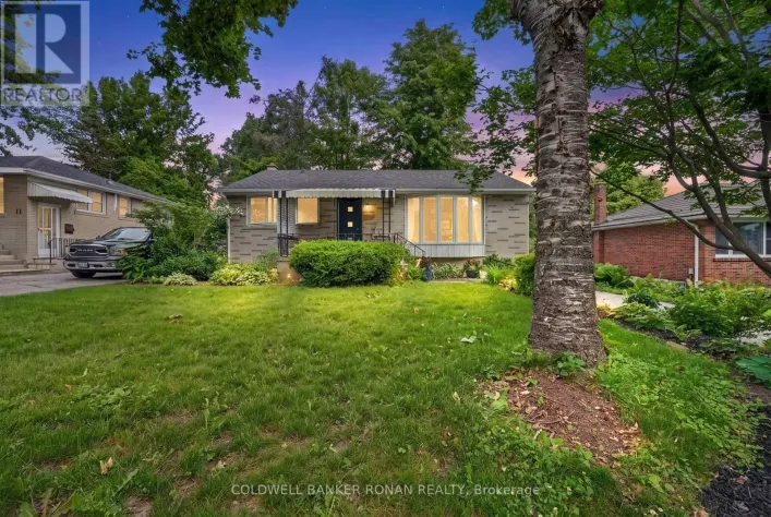 9 VINE STREET, Barrie