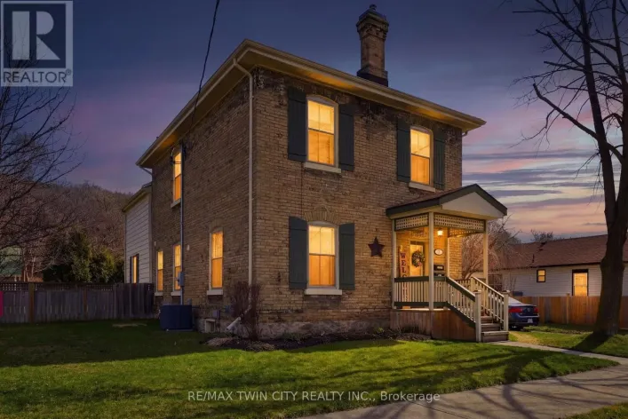 9 WILLOW STREET, Brant