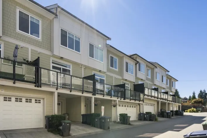 90 13670 62 AVENUE, Surrey