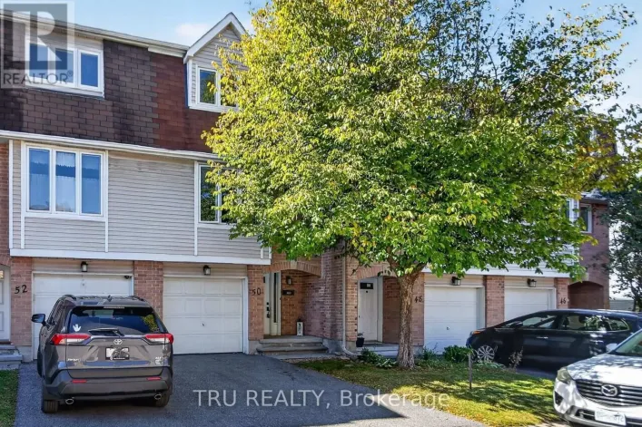 90 - 50 LIGHTFOOT PLACE, Ottawa