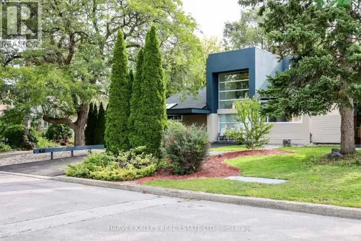 House for sale: 90 BERKINSHAW CRESCENT, Toronto