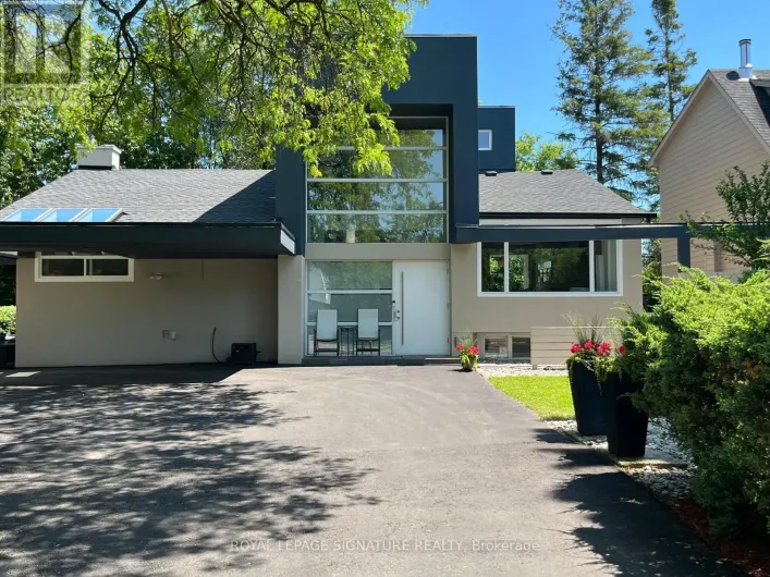 90 BERKINSHAW CRESCENT, Toronto