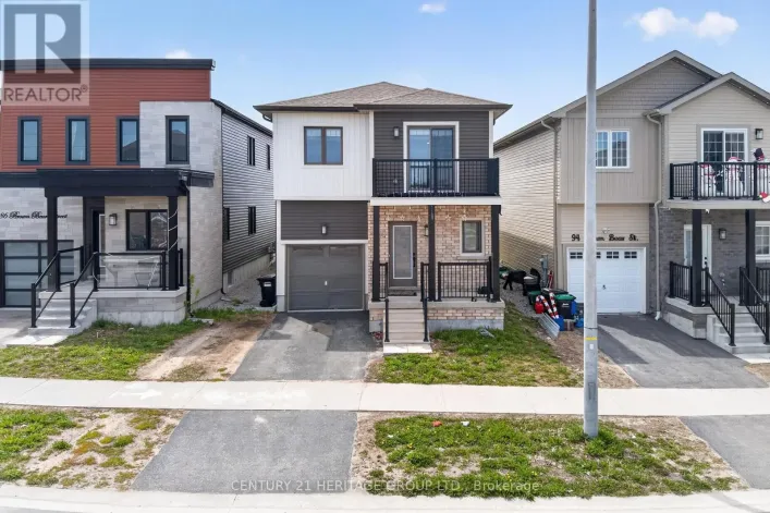 90 BROWN BEAR STREET, Barrie
