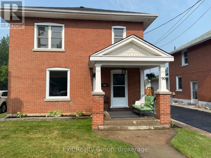 90 BYRON STREET, Quinte West