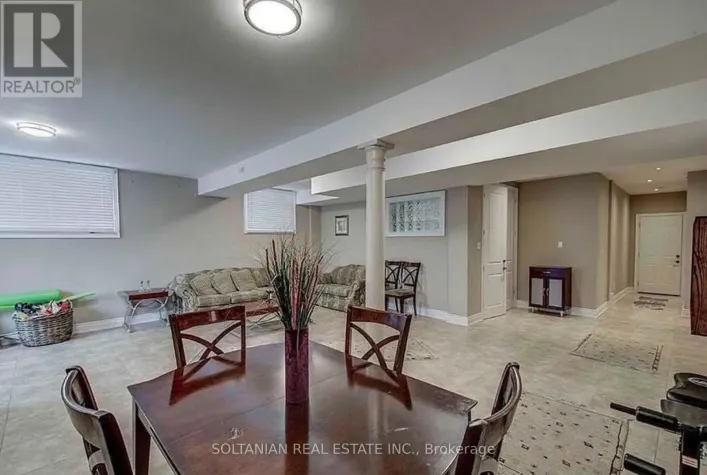 90 GRANDVIEW AVENUE, Markham