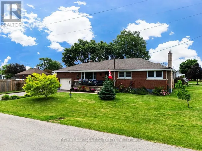 90 JOHN STREET, Port Colborne