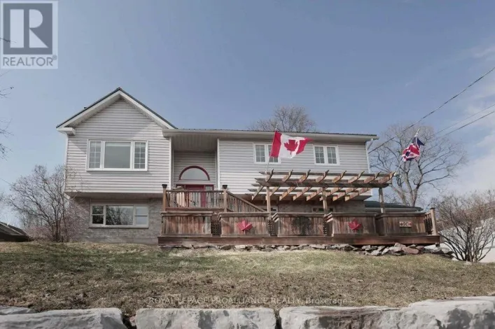 90 LIVINGSTONE AVENUE W, Centre Hastings