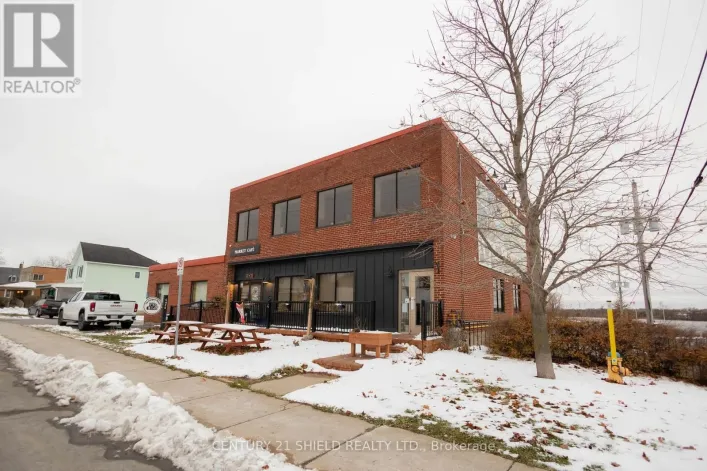 90 MAIN ST. S STREET, North Glengarry