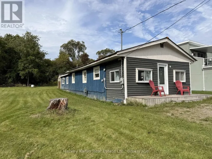 90 MAIN STREET, Prince Edward County