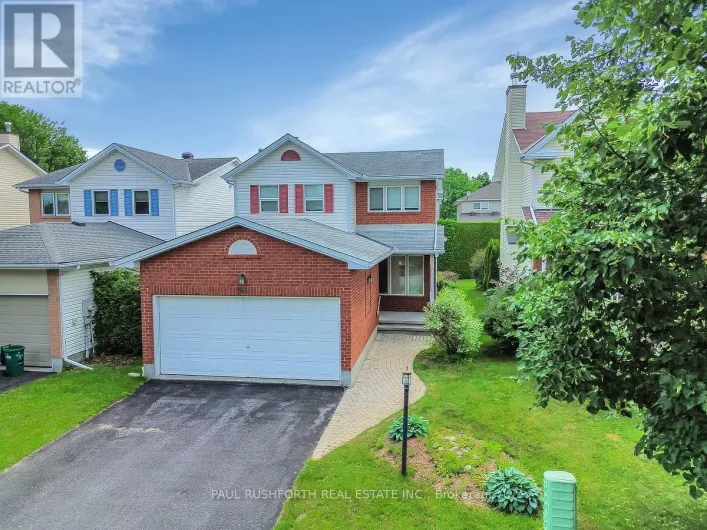 90 MORESBY DRIVE, Ottawa