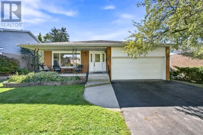 90 PRINGLE AVENUE, Markham