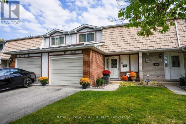 90 ST ANDREWS DRIVE, Hamilton