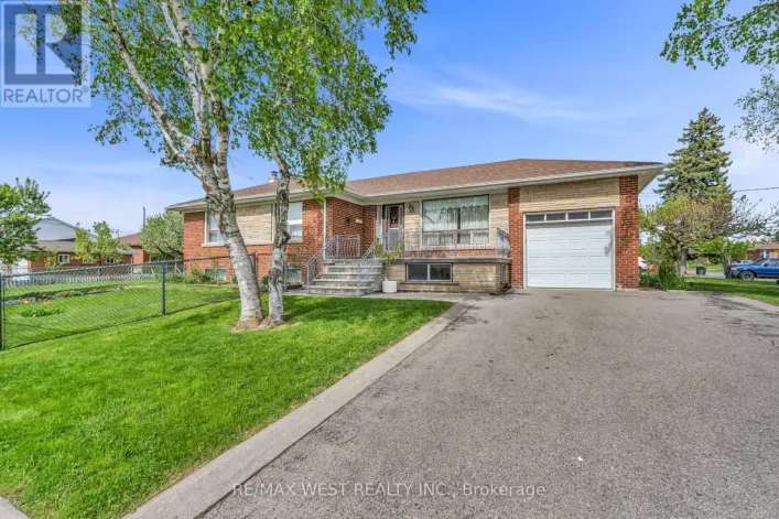 House for sale: 90 TAVISTOCK ROAD, Toronto