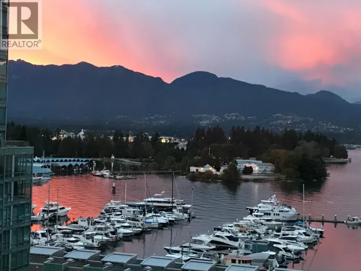 901 1409 W PENDER STREET, Vancouver