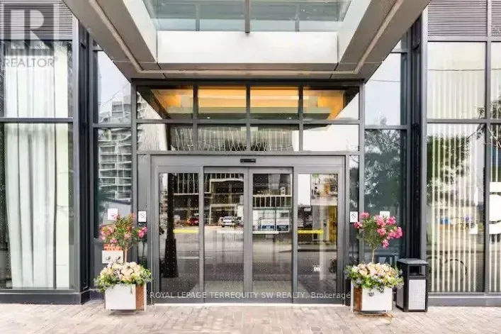 901 - 15 MERCHANTS WHARF, Toronto