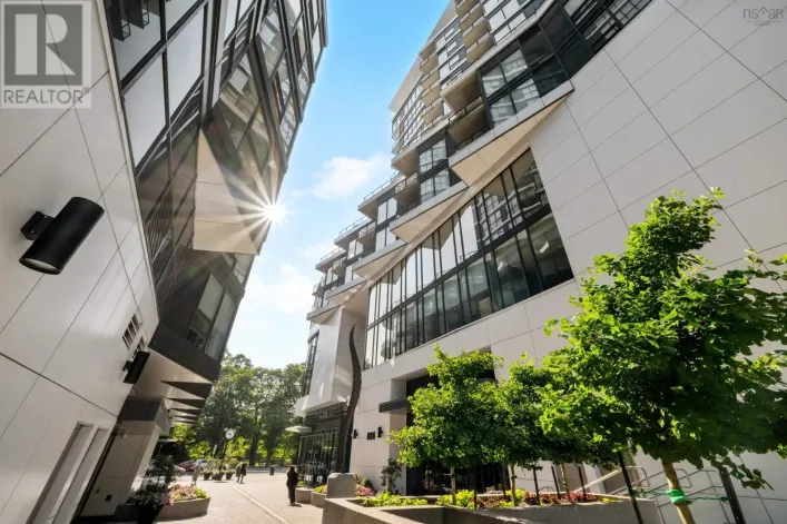 901 1585 South Park Street, Halifax