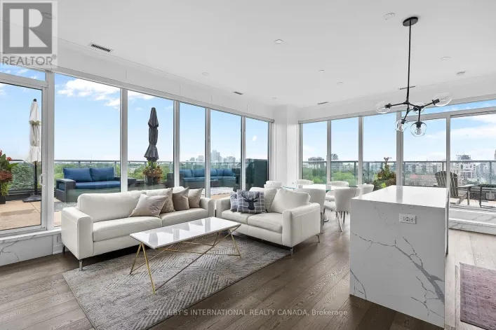 901 - 6 PARKWOOD AVENUE, Toronto