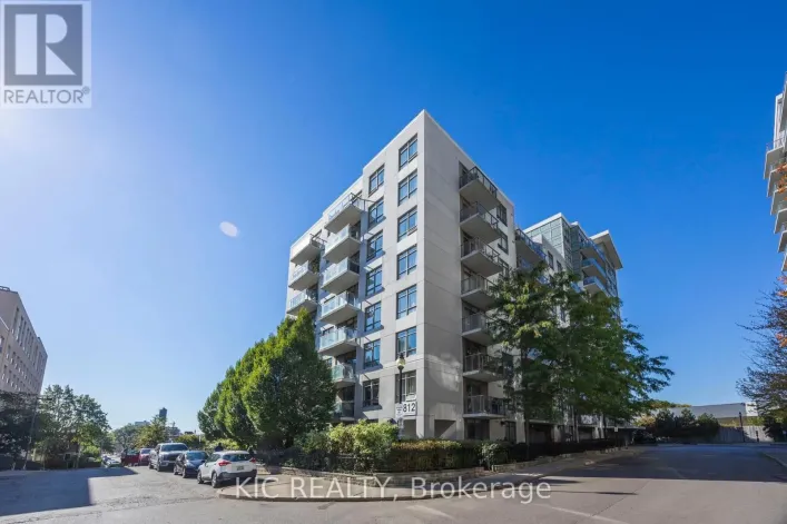 901 - 812 LANSDOWNE AVENUE, Toronto