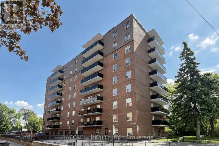 901 - 855 KENNEDY ROAD, Toronto
