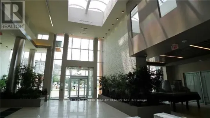 901 - 9608 YONGE STREET, Richmond Hill