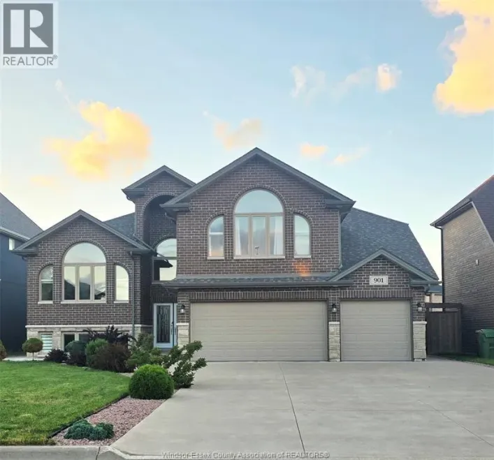 901 LAKEWOOD CRESCENT Unit# UPPER, Lakeshore